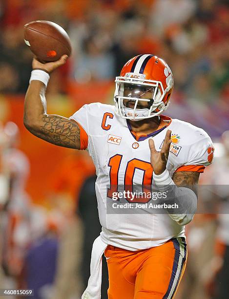 Tajh Boyd of the Clemson Tigers throws the ball against the Ohio State Buckeyes during the 2014 Discover Orange Bowl at Sun Life Stadium on January...