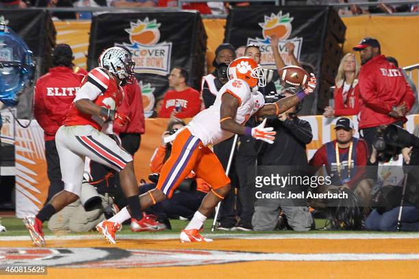 Martavis Bryant of the Clemson Tigers catches the ball for a touchdown against of the Ohio State Buckeyes during third quarter action during the 2014...