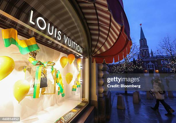 1,256 Louis Vuitton Moet Hennessy Sa Stock Photos, High-Res Pictures, and  Images - Getty Images