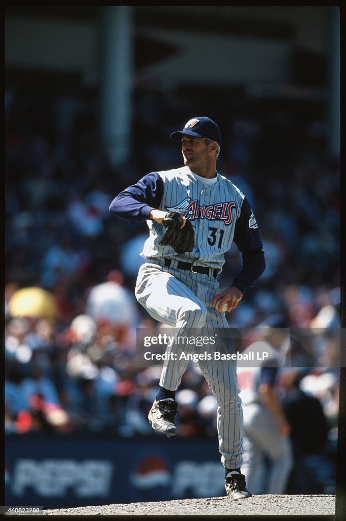 California / Anaheim Angels (1986-1999) pitcher Chuck Finley