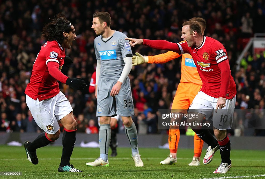 Manchester United v Newcastle United - Premier League