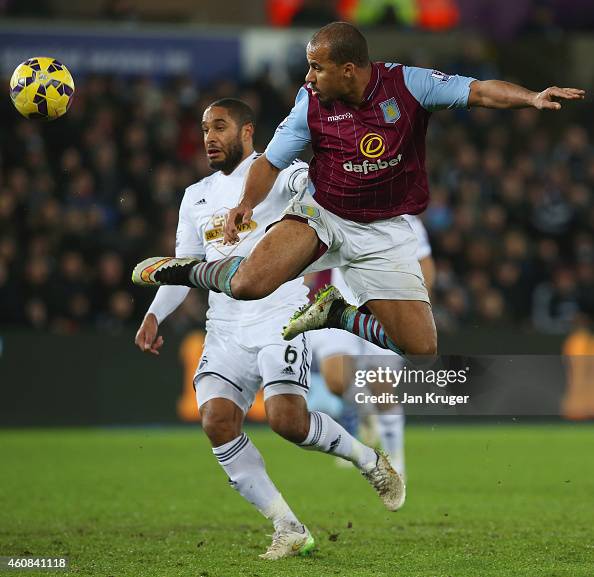 Swansea City v Aston Villa - Premier League Swansea City v Aston Villa - Premier League