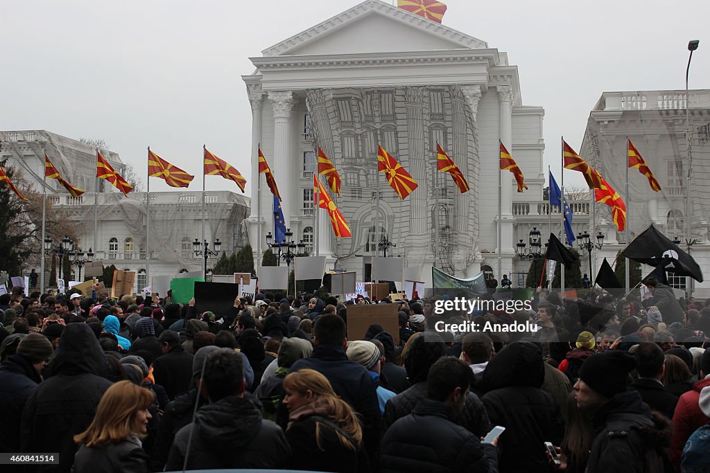 Students protest government's testing system plan in Skopje