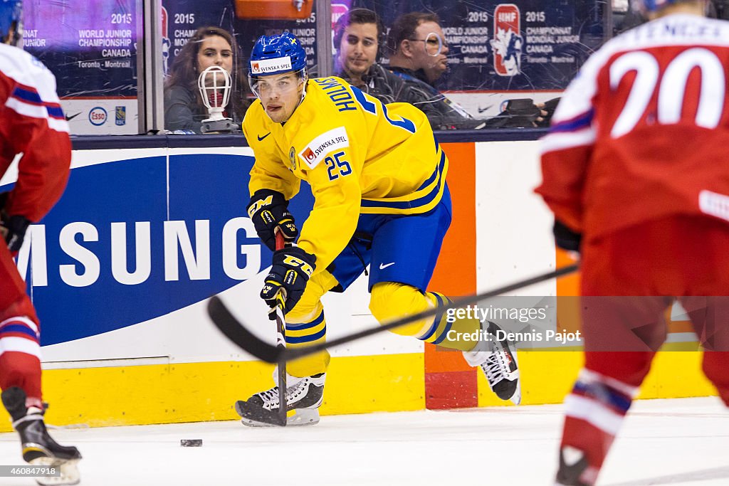 Czech Republic V Sweden - 2015 IIHF World Junior Championship