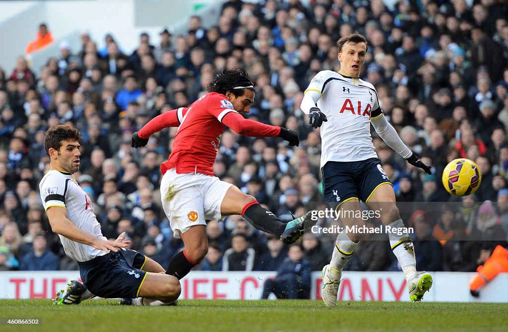 Tottenham Hotspur v Manchester United - Premier League