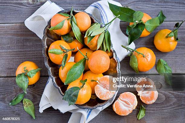 tangerines - mandarine stock-fotos und bilder