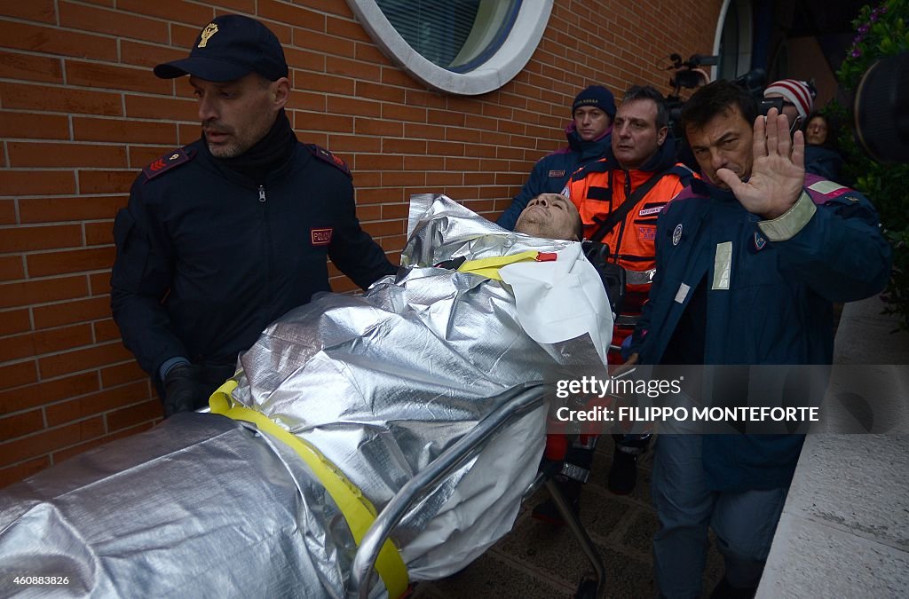 ITALY-GREECE-FERRY-RESCUE