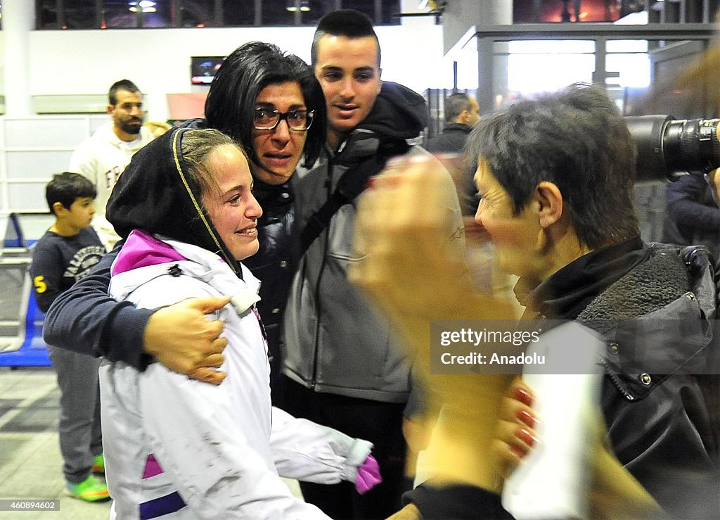 Survivors of Norman Atlantic arrive in Greek port of Igoumenitsa