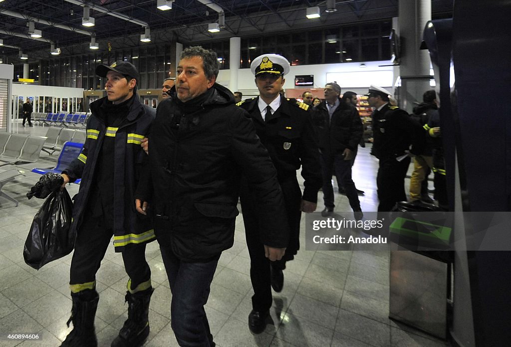 Survivors of Norman Atlantic arrive in Greek port of Igoumenitsa