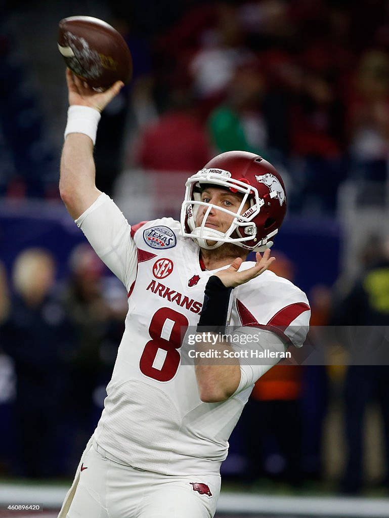 AdvoCare V100 Texas Bowl - Arkansas v Texas