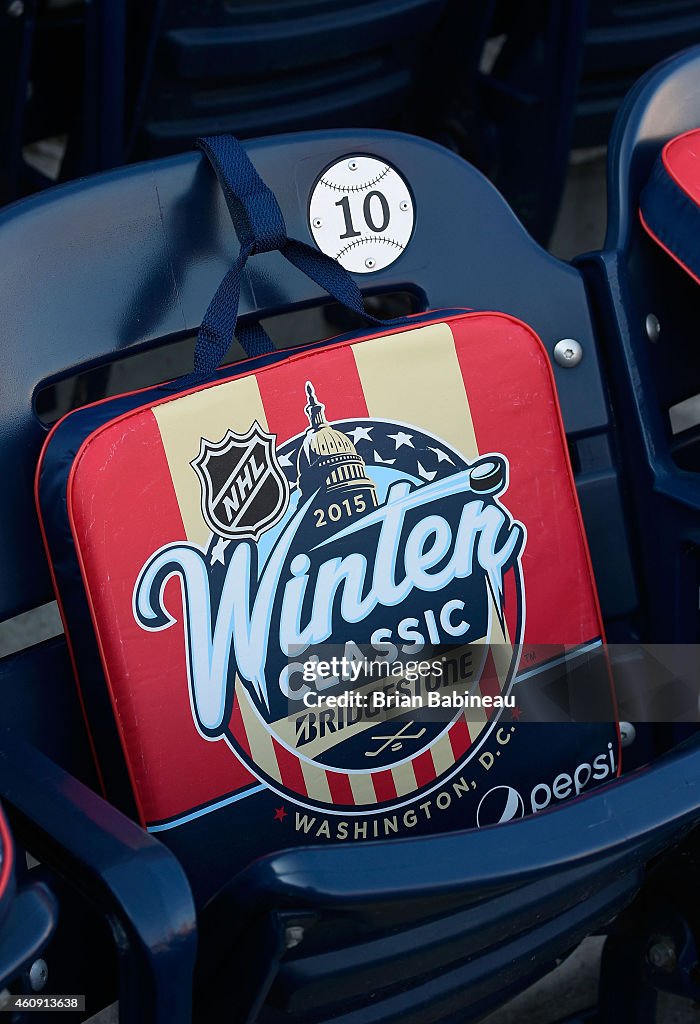 2015 Bridgestone NHL Winter Classic Build Out