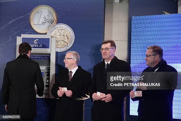 Estonian Prime Minister Taavi Roivas , Lithuanian Finance Minister Rimantas Sadzus, Lithuanian Prime Minister Algirdas Butkevicius, and Chairman of...