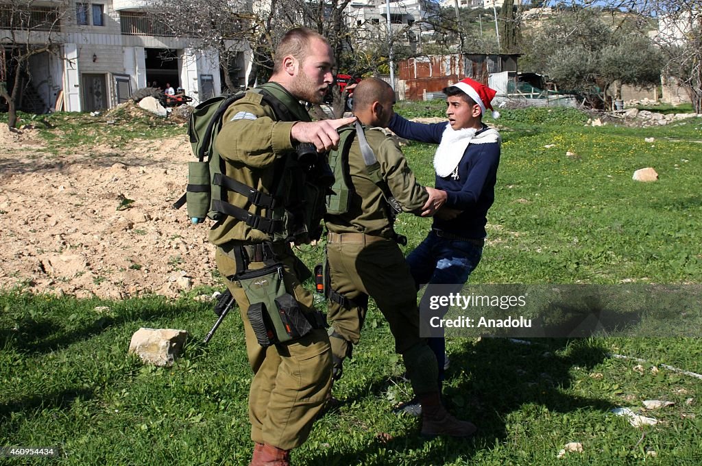 Palestinians stage demonstration in Nablus