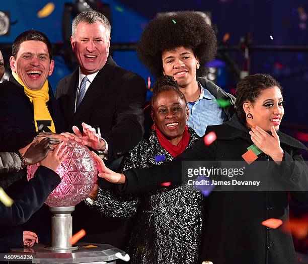David Miliband, New York City Mayor Bill de Blasio, Chirlane McCray, Dante De Blasio and Chiara De Blasio attend New Year's Eve 2015 in Times Square...