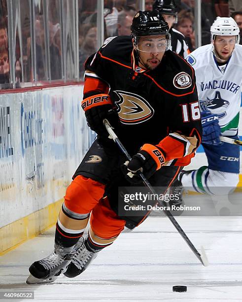 Emerson Etem of the Anaheim Ducks handles the puck against the Vancouver Canucks on December 28, 2014 at Honda Center in Anaheim, California.
