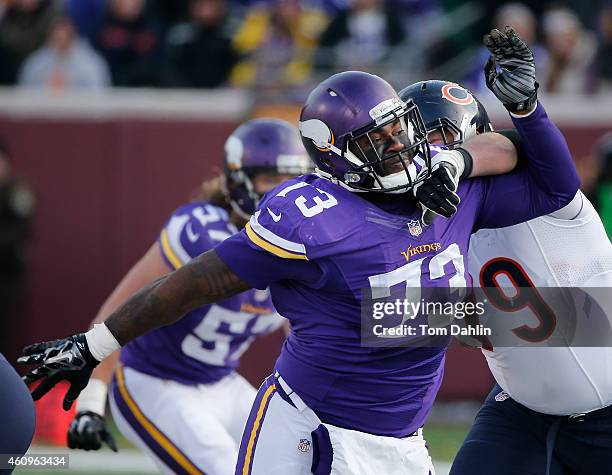 Sharrif Floyd of the Minnesota Vikings rushes the passer during an NFL game against the Chicago Bears at TCF Stadium, on December 28, 2014 in...
