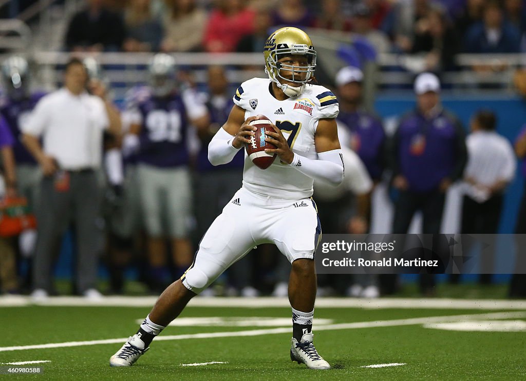 Valero Alamo Bowl - Kansas State v UCLA