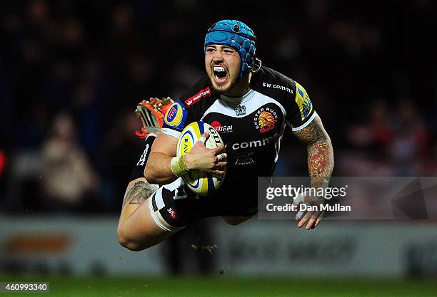 Jack Nowell of Exeter Chiefs dives over for his side's first try during the Aviva Premiership match between Exeter Chiefs and Gloucester Rugby at...