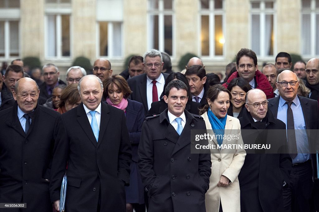 FRANCE-POLITICS-GOVERNMENT-CABINET-WISHES