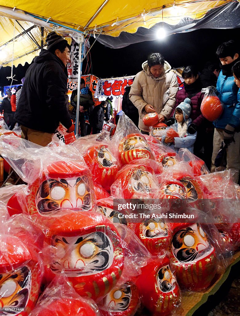 Daruma Fair Begins In Takasaki