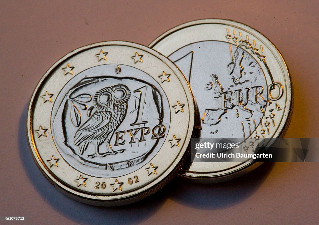 Greek 1 Euro Coin, Front And Back.