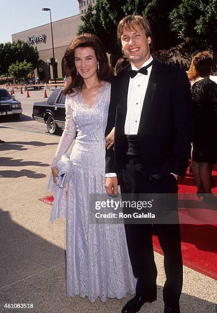 Actress Valerie Mahaffey and date Joseph Kell attend the 44th Annual Primetime Emmy Awards on August 30, 1992 at the Pasadena Civic Auditorium in...