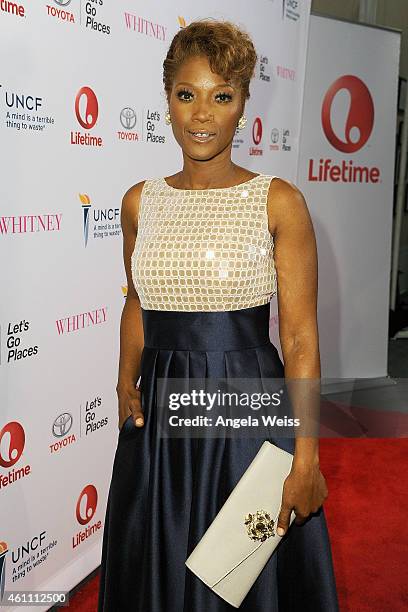 Actress Yolonda Ross arrives at the premiere of Lifetime's "Whitney" at The Paley Center for Media on January 6, 2015 in Beverly Hills, California.