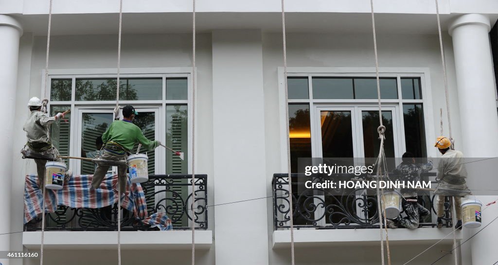 VIETNAM-ECONOMY-HOTEL