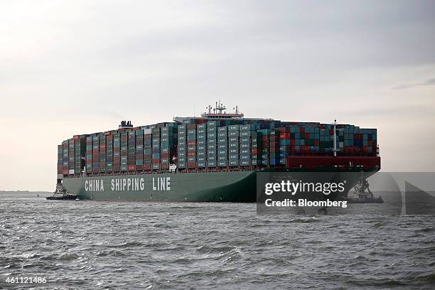 Cscl Container Cscl Globe Photos and Premium High Res Pictures - Getty Images