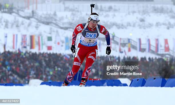 Synnoeve Solemdal of Norway in action during the Women's 4x 6.0 km relay of the BMW World Cup on January 7, 2015 in Oberhof, Germany.