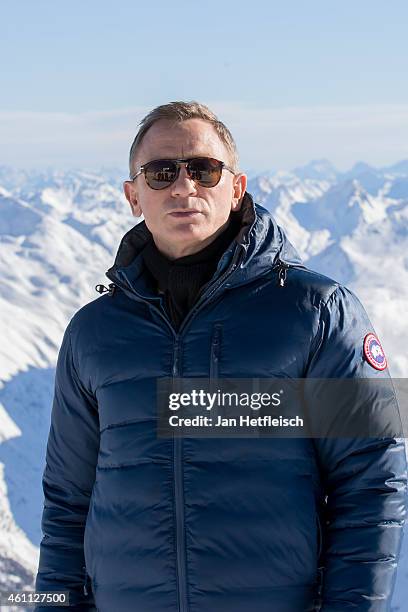 Daniel Craig poses at the photo call for the 24th Bond film 'Spectre' at ski resort on January 7, 2015 in Soelden, Austria.