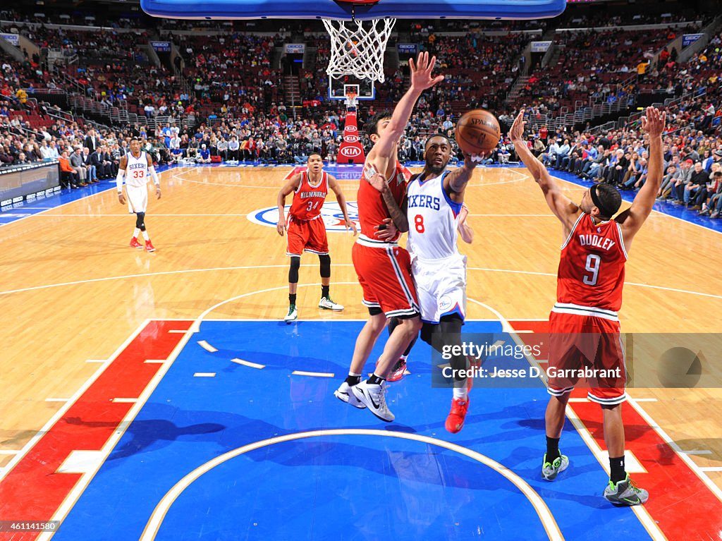 Philadelphia 76ers v Milwaukee Bucks