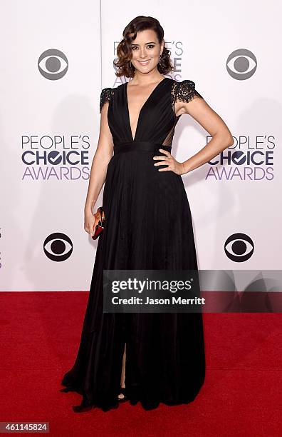 Actress Cote de Pablo attends The 41st Annual People's Choice Awards at Nokia Theatre LA Live on January 7, 2015 in Los Angeles, California.