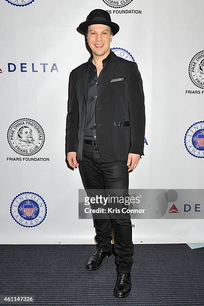 Gavin DeGraw poses on the red carpet during "The Lincoln Awards 2015: A Concert for Veterans And Military Families" at John F. Kennedy Center for the...