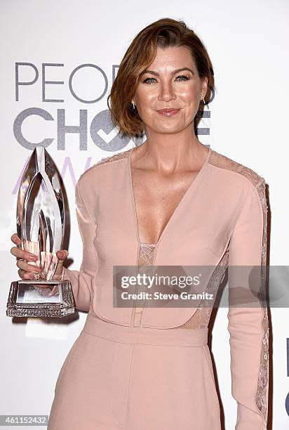 Actress Ellen Pompeo poses in the press room at the 41st Annual People's Choice Awards at Nokia Theatre LA Live on January 7, 2015 in Los Angeles,...