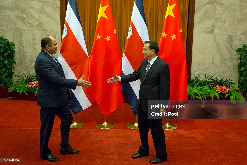 Costa Rican President Visits In China