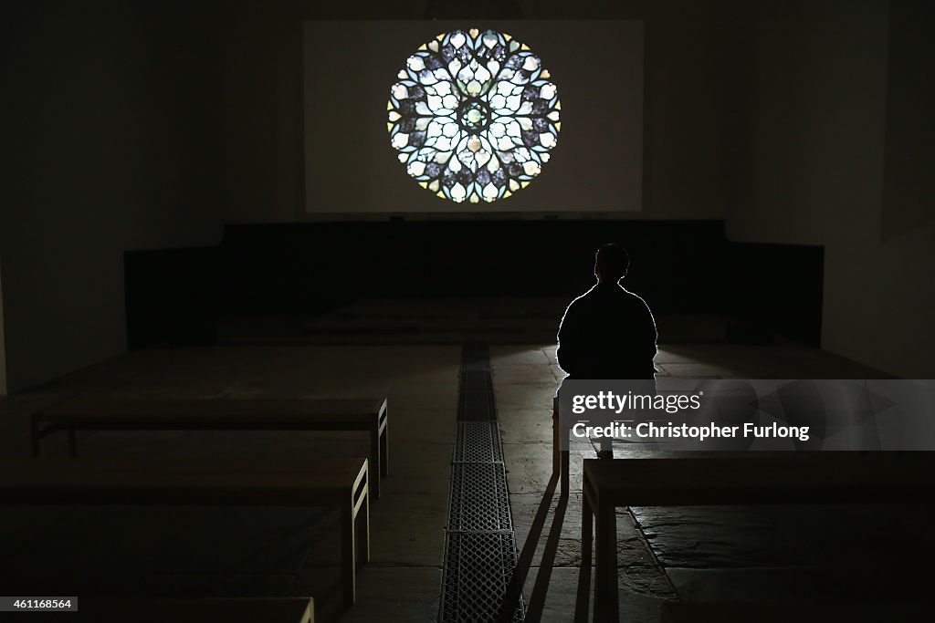 Large-Scale Kaleidoscopic Projection At The Yorkshire Sculpture Park