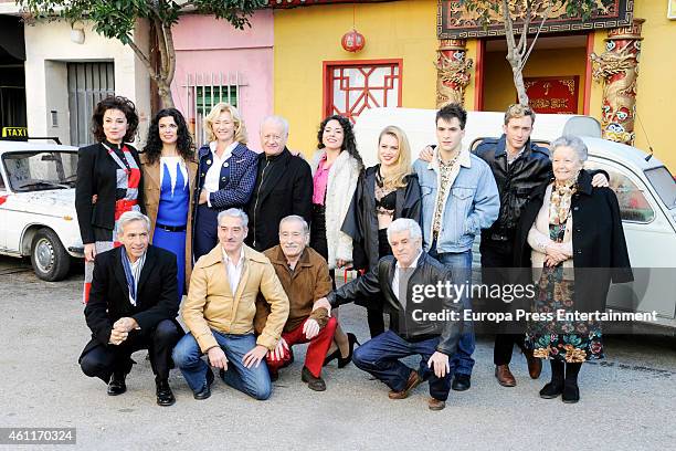 Silvia Espigado, Pilar Punzano, Ana Duato, Juan Echanove, Ana Arias, Carla Nieto, Ricardo Gomez, Pablo Rivero, Maria Galiana, Imanol Arias, Sergio...