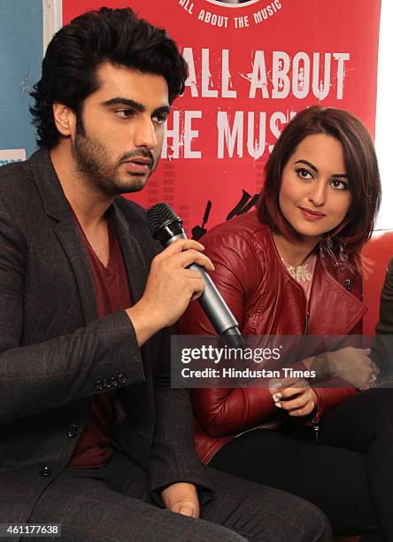 Bollywood actors Arjun Kapoor and Sonakshi Sinha during an exclusive interview for their upcoming movie Tevar at HT Media Office on January 05 New...