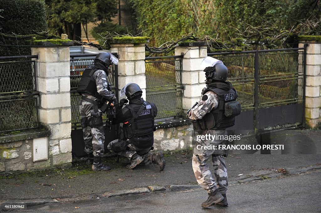 FRANCE-ATTACKS-MEDIA-POLICE