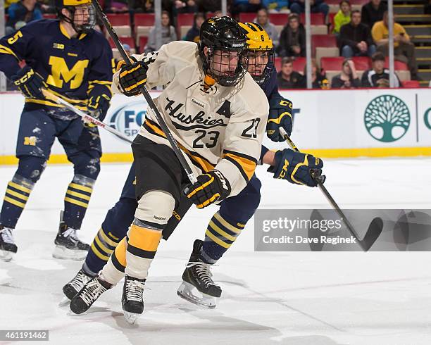 85 Alex Petan Photos & High Res Pictures Getty Images