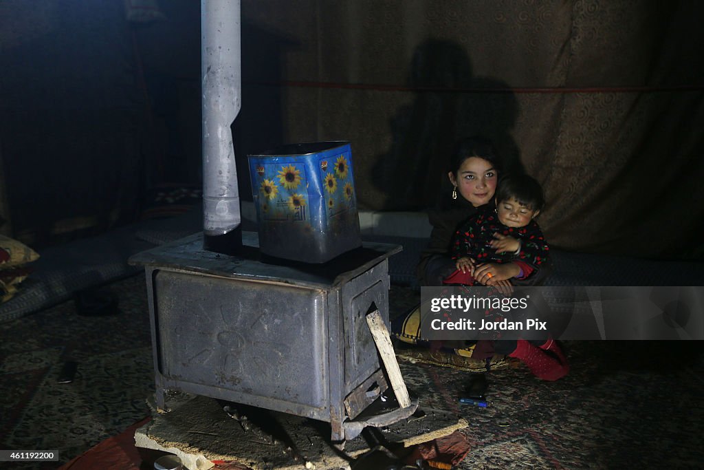 Syrian Refugees Living Outside Camps in Jordan Face the Extreme Snow Storm