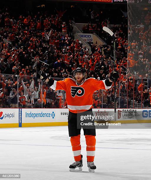 Jakub Voracek of the Philadelphia Flyers celebrates his game winning goal at 1:28 of overtime against the Washington Capitals at the Wells Fargo...