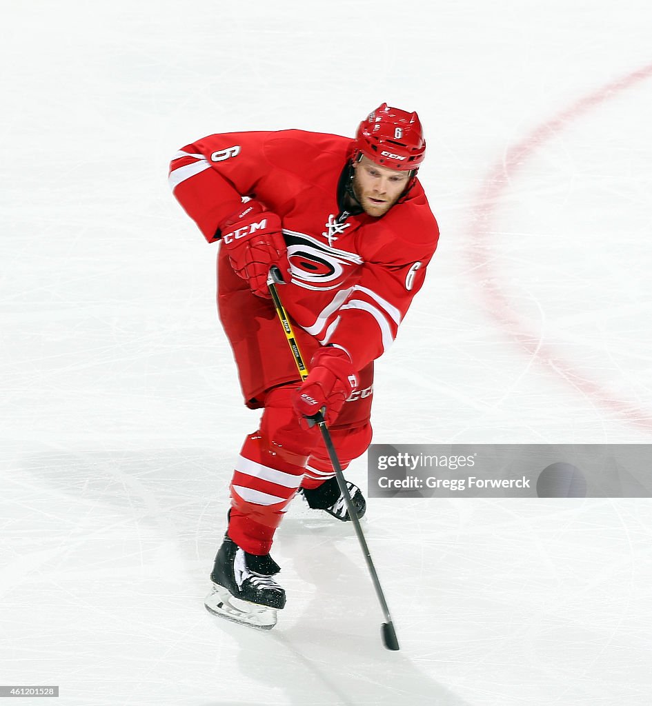 Buffalo Sabres v Carolina Hurricanes