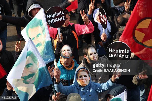 Kurdish people take part in a demonstration on January 9, 2015 in Diyarbakir to commemorate the killing of the three top Kurdish activists Sakine...
