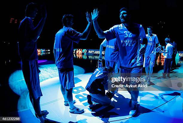 Deniz Kilicli, #32 of Anadolu Efes Istanbul in action during the Euroleague Basketball Top 16 Date 2 game between Anadolu Efes Istanbul v Unicaja...