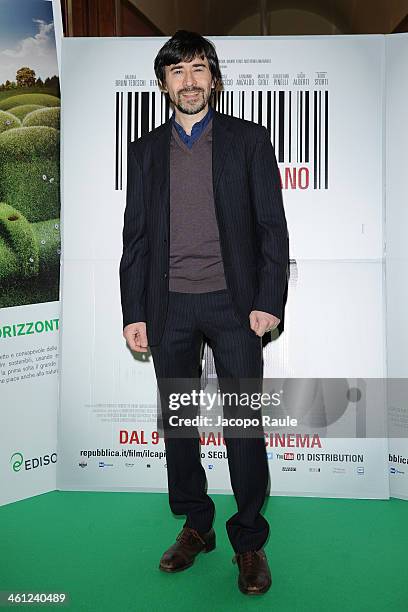 Lugi Lo Cascio attends 'Il Capitale Umano - Milan Premiere on January 7, 2014 in Milan, Italy.