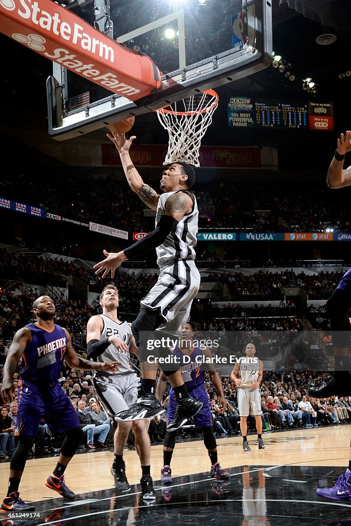 Phoenix Suns v San Antonio Spurs