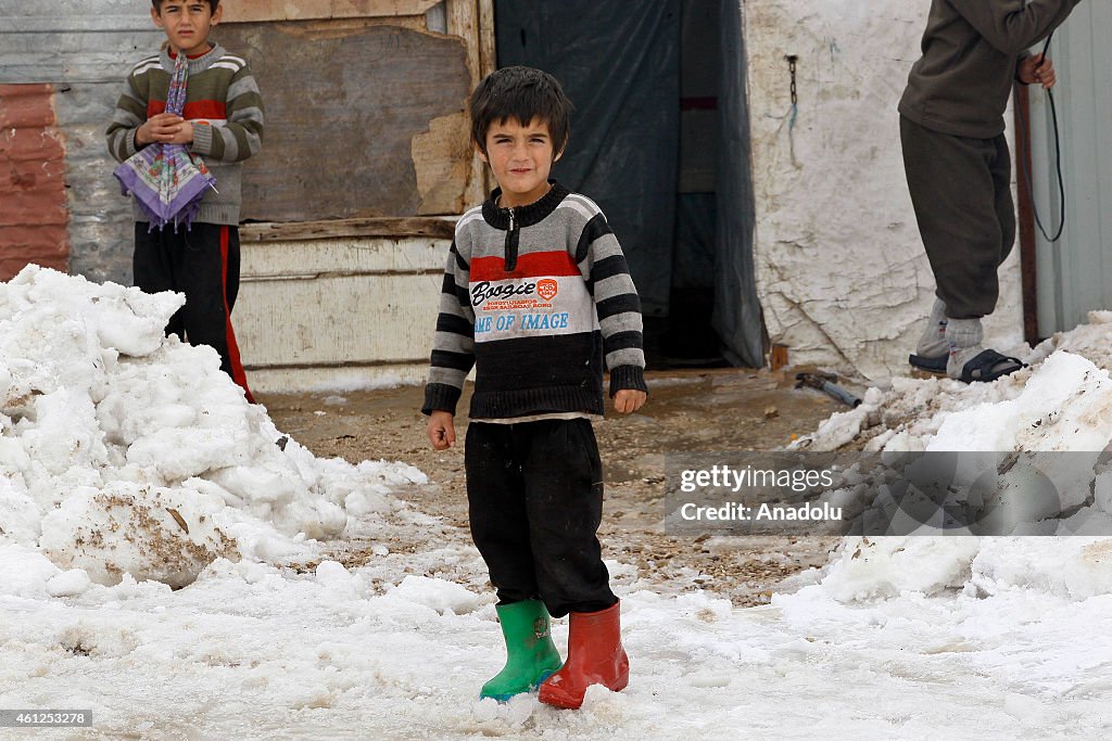 Syrain refugees living under harsh conditions in Beirut