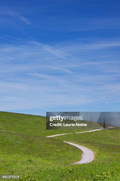 pathway, samphire hoe, kent, england - plymouth hoe stock pictures, royalty-free photos & images